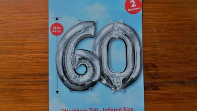Balony foliowe srebrne "60". 